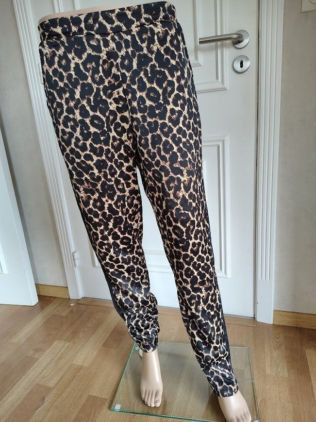 broek van elli white panterprint, Maat 38/40 (M), Verzenden, Elli white, Nieuw