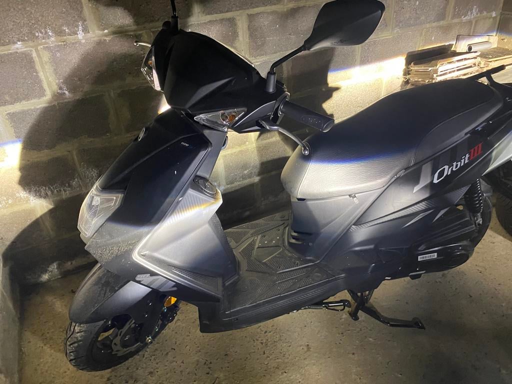 Scooter Sym Orbit 3, Vélos & Vélomoteurs, Scooters | Kymco, Enlèvement, Comme neuf
