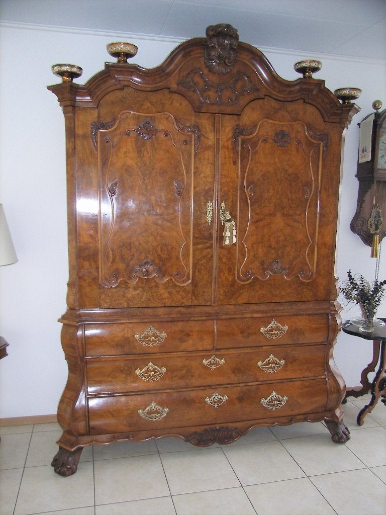 Très belle armoire ancienne, Enlèvement