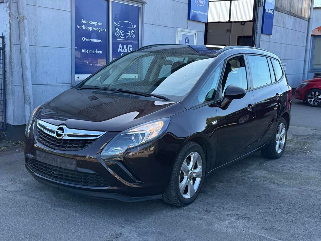 Opel zafira 2.0 diesel 2012 81kw. 5 zitplaatsen, Auto's, Opel, Voorwielaandrijving, 1956 cc, 4 cilinders, Bruin
