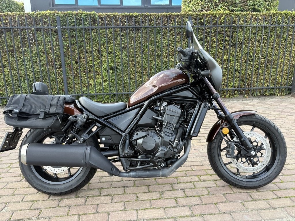 Honda Rebel 1100, Motoren, 2 cilinders, Meer dan 35 kW, Handgeschakeld, ABS