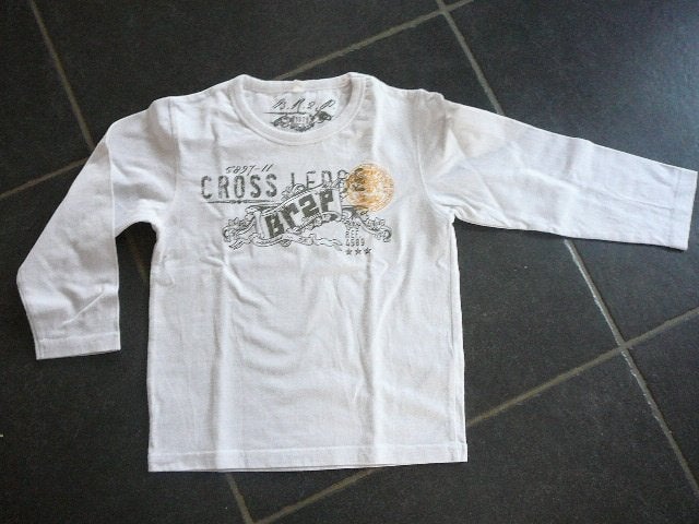 witte longsleeve met tekst, Kinderen en Baby's, Kinderkleding | Maat 110, Ophalen of Verzenden, Gebruikt, Jongen, Shirt of Longsleeve