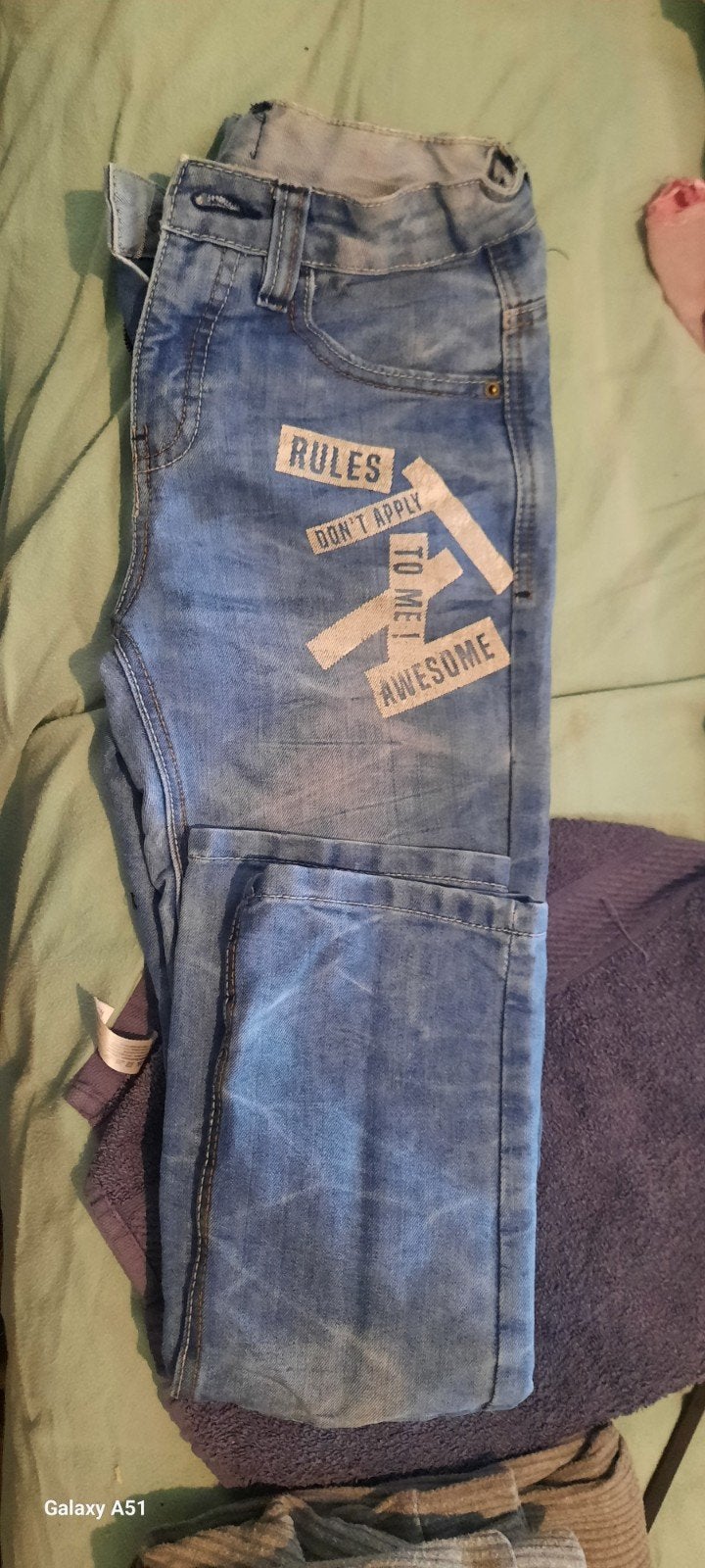 Pantalon en jean taille 152, comme neuf, ajustable, Enfants & Bébés, Enlèvement ou Envoi, Comme neuf, Garçon, Pantalon