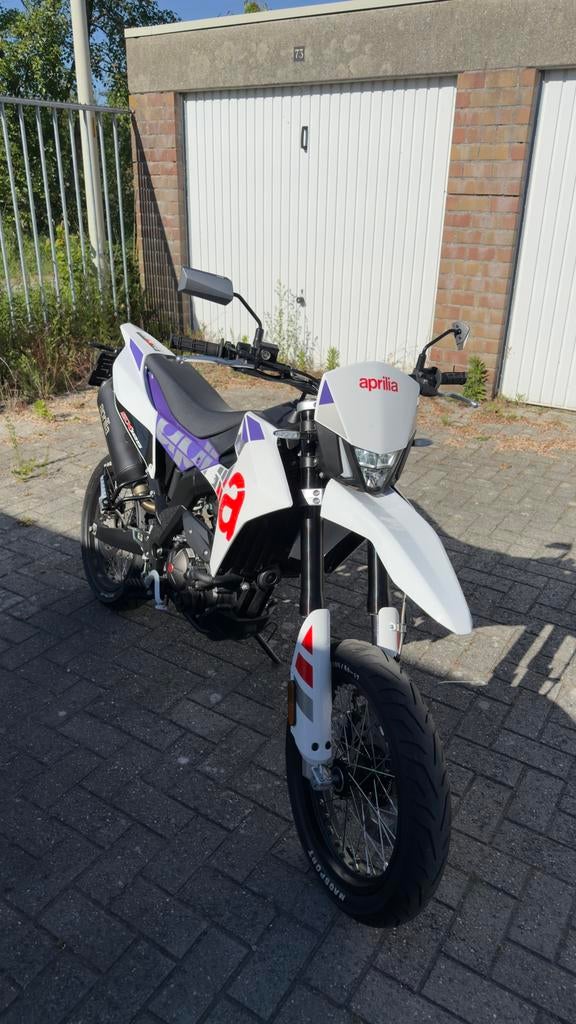 Aprilia SX125 2100KM | 12/2025 | Garantie | Supermoto, Motoren, Particulier, 125 cc, 11 kW of minder, Handgeschakeld