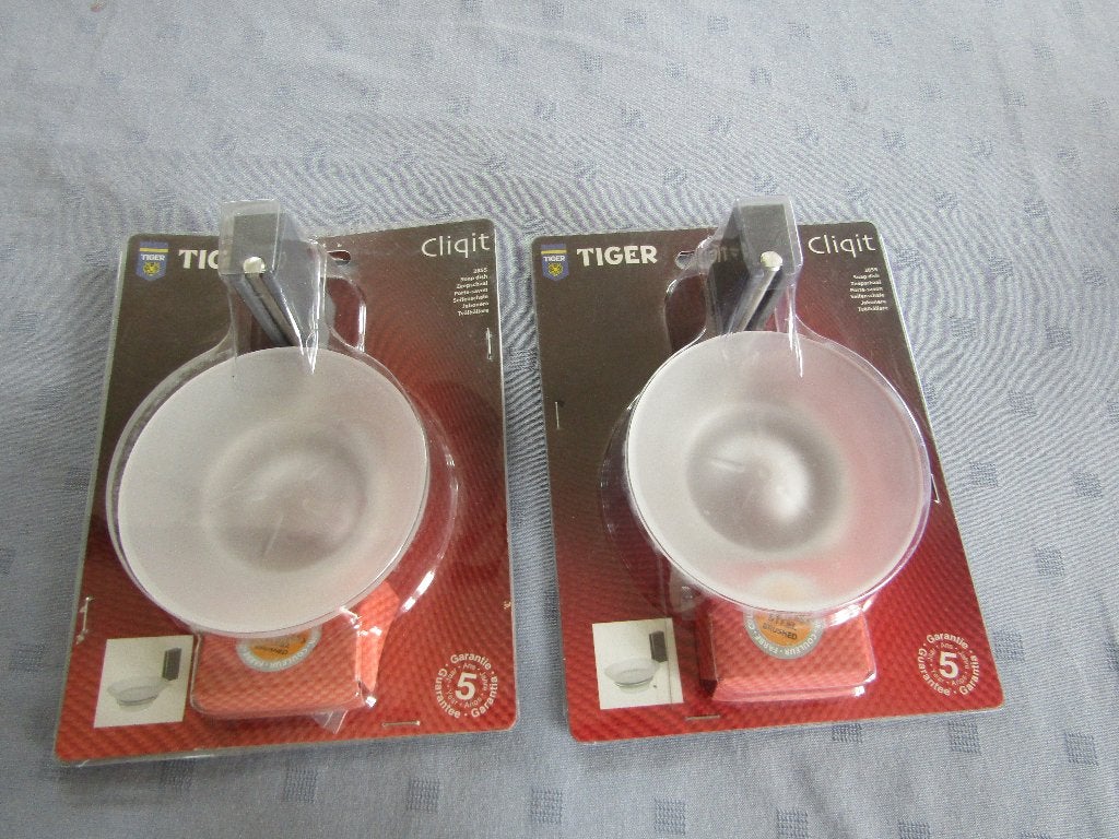 2 TIGER  Cliqit zeepschaaltjes badkamer of toilet -20 €/2, Doe-het-zelf en Bouw, Sanitair, Ophalen, Nieuw, Chroom, Toilet