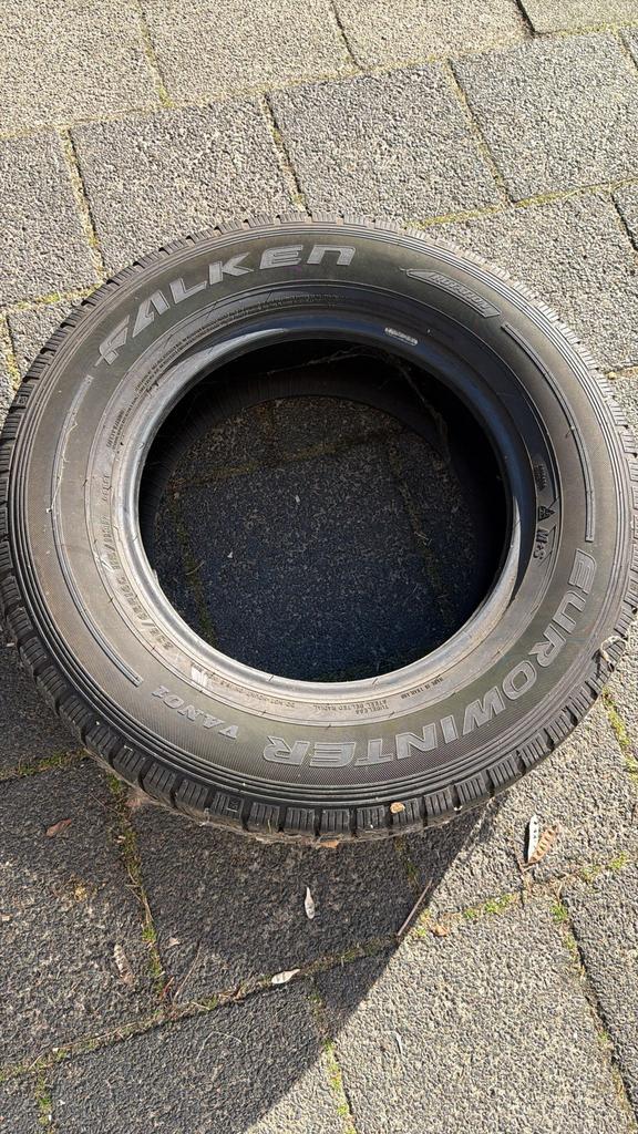 Autobanden 235/65/16, Ophalen, Zo goed als nieuw