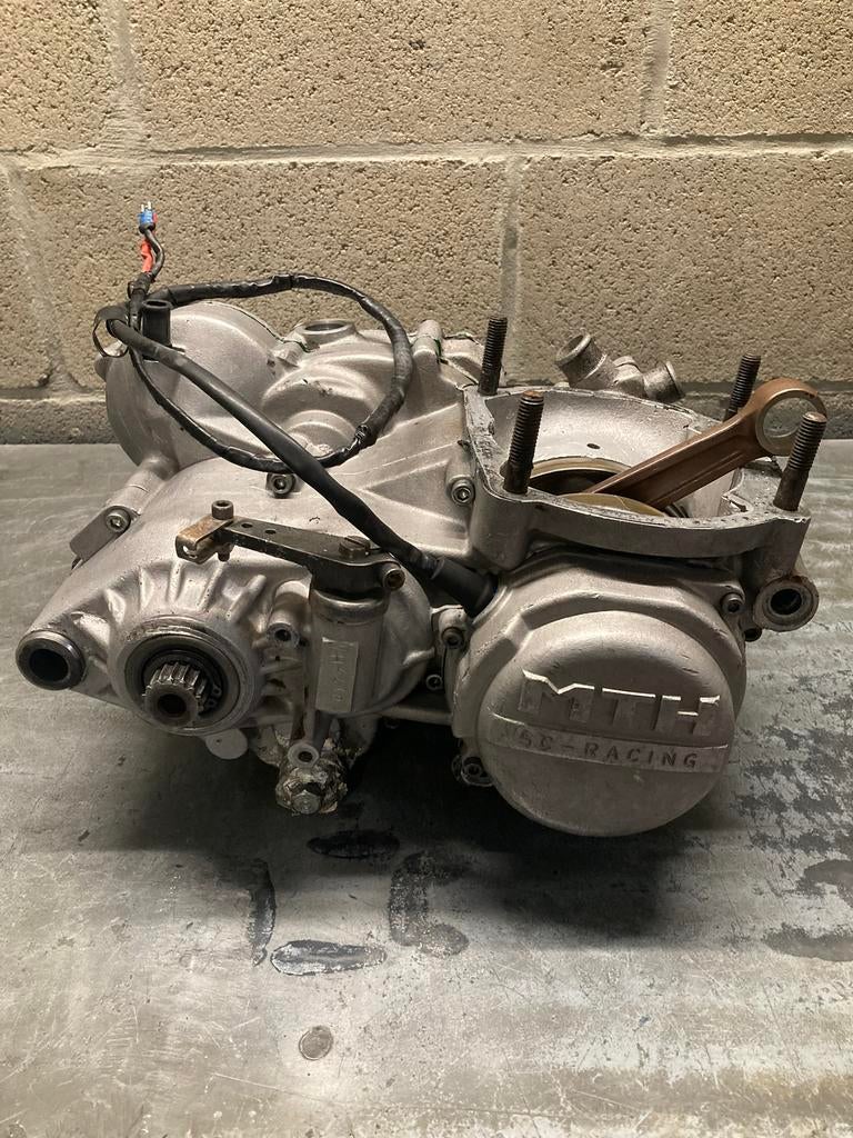 Mth 680 motorblok voor onderdelen of revisie, Motoren