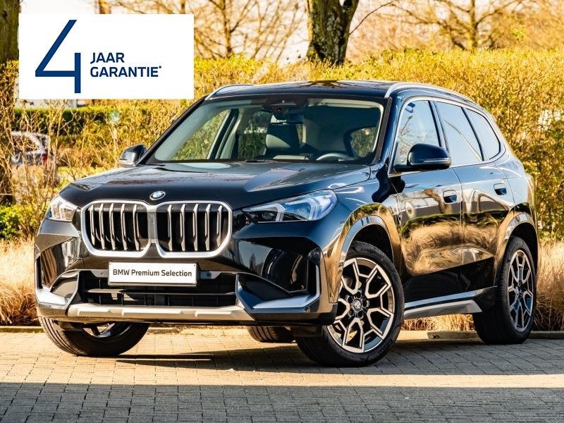 BMW X1 sDrive18i/xLine, 136 pk, Zwart, Bedrijf, 5 deurs