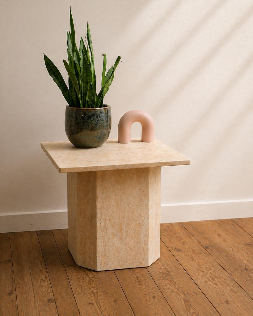 Travertin bijzettafel – natuursteen – design look, Ophalen, Zo goed als nieuw