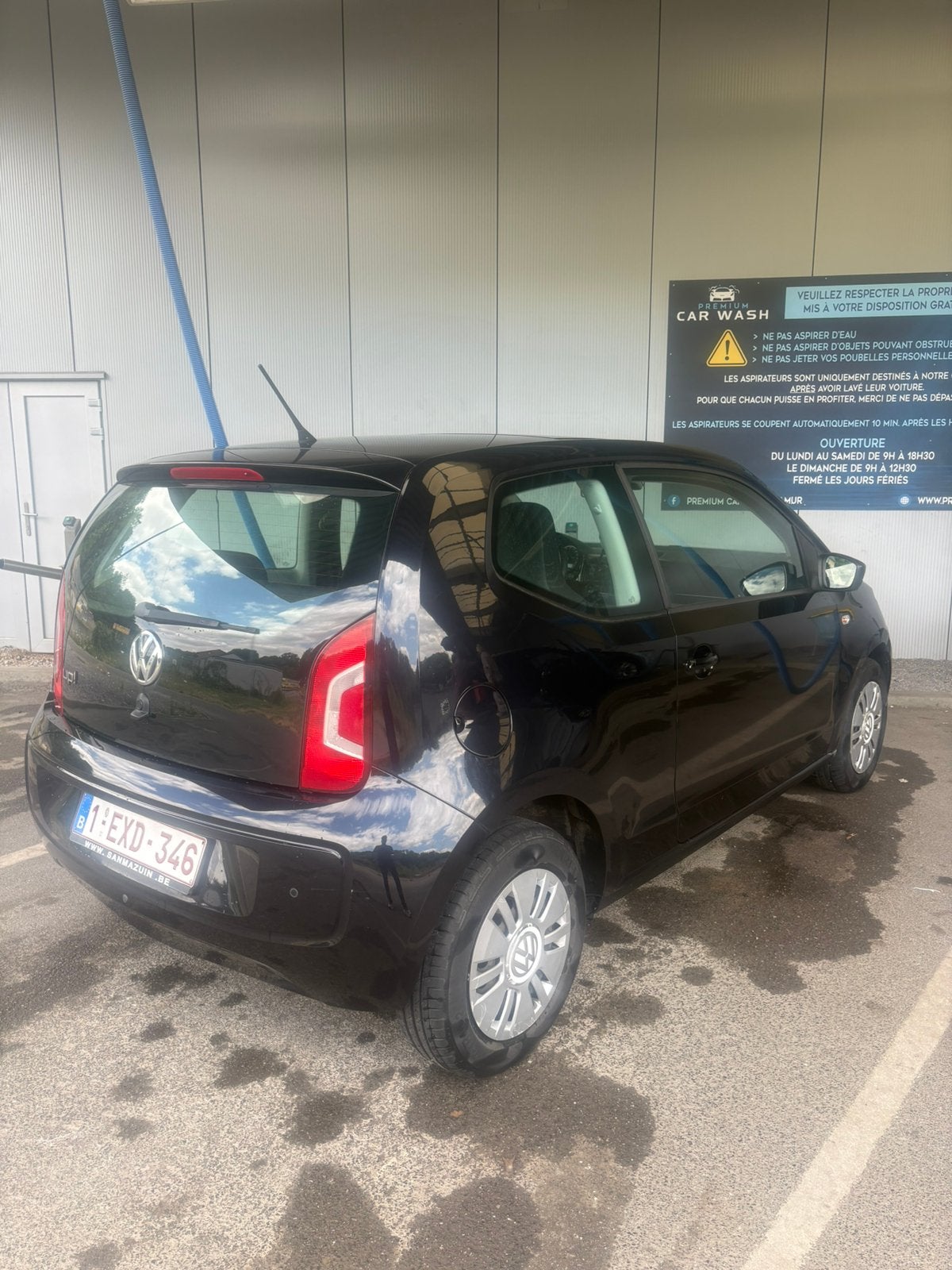 VOLKSWAGEN UP noir, 1er propriétaire, Services & Professionnels, Auto & Moto | Mécaniciens & Garages, Entretien
