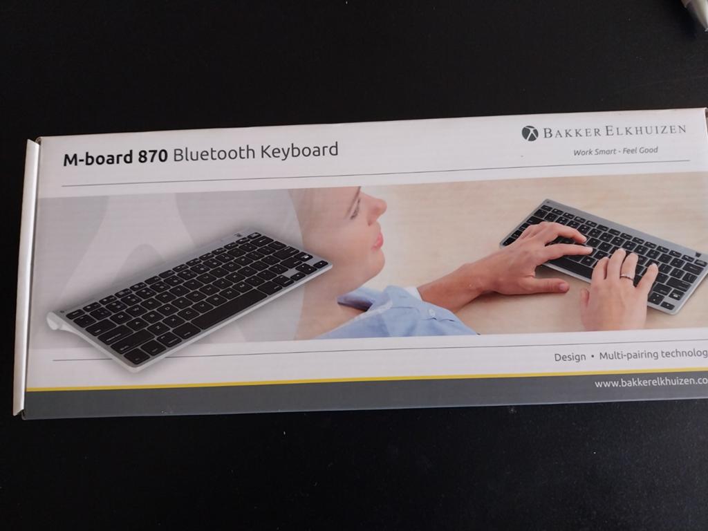 Clavier sans fil Bluetooth m board 870 qwerty ergonomique, Informatique & Logiciels, Claviers, Qwerty, Sans fil, Ergonomique, Enlèvement ou Envoi