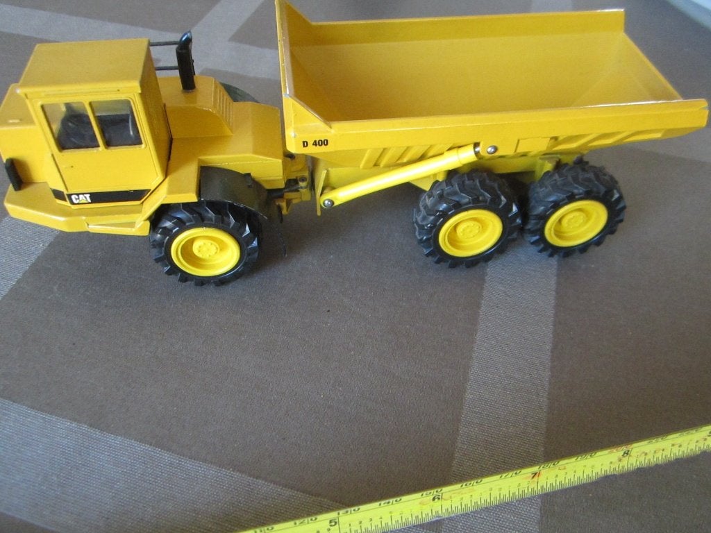 CAT  D400, Ophalen of Verzenden, Zo goed als nieuw