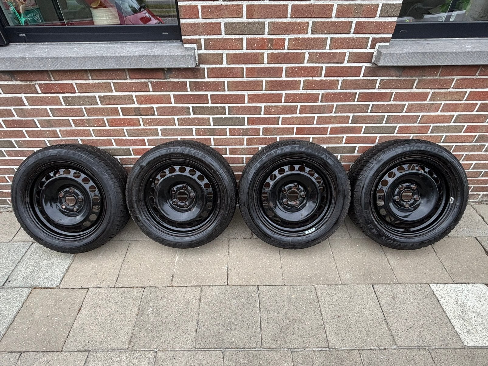 4 ROUES AVEC PNEUS DUNLOP 4 SAISONS, Autos : Pièces & Accessoires, 4 Saisons, 16 pouces, 205 mm, Pneu(s)