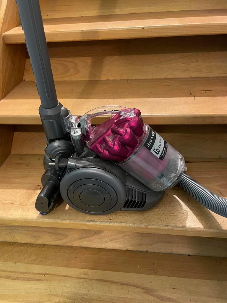 Dyson compacte stofzuiger, Ophalen, Zo goed als nieuw, Stofzuiger