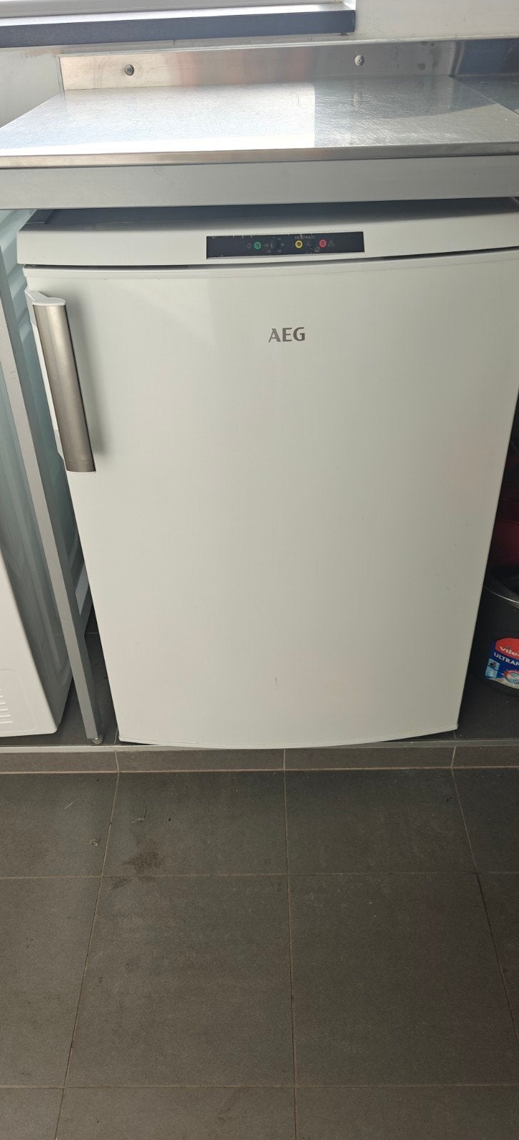 AEG diepvriezer, Electroménager, Congélateur, 85 à 120 cm, Comme neuf, Enlèvement