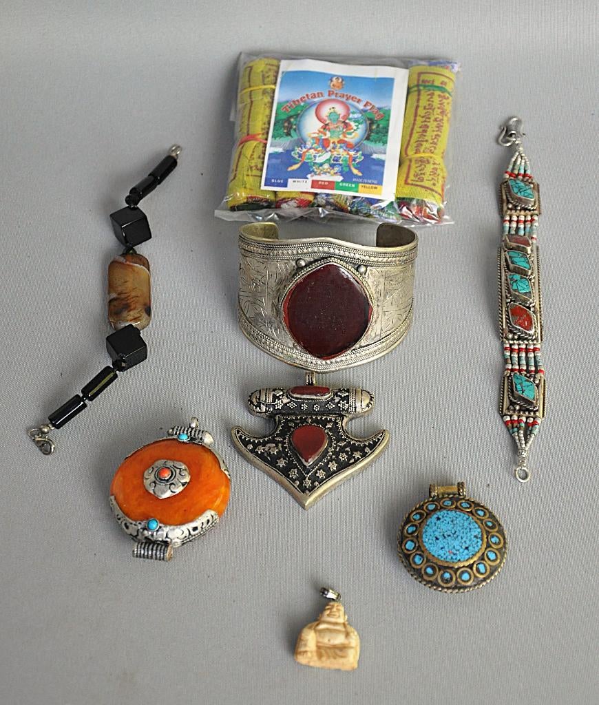 Bijoux tibétains/népalais, Népal, (lot n 7), Enlèvement ou Envoi