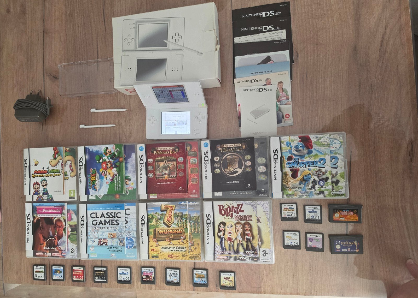 Nintendo DS Lite Compleet | 13 Games + 2 GBA Games, Consoles de jeu & Jeux vidéo, Consoles de jeu | Nintendo Game Boy, Enlèvement ou Envoi