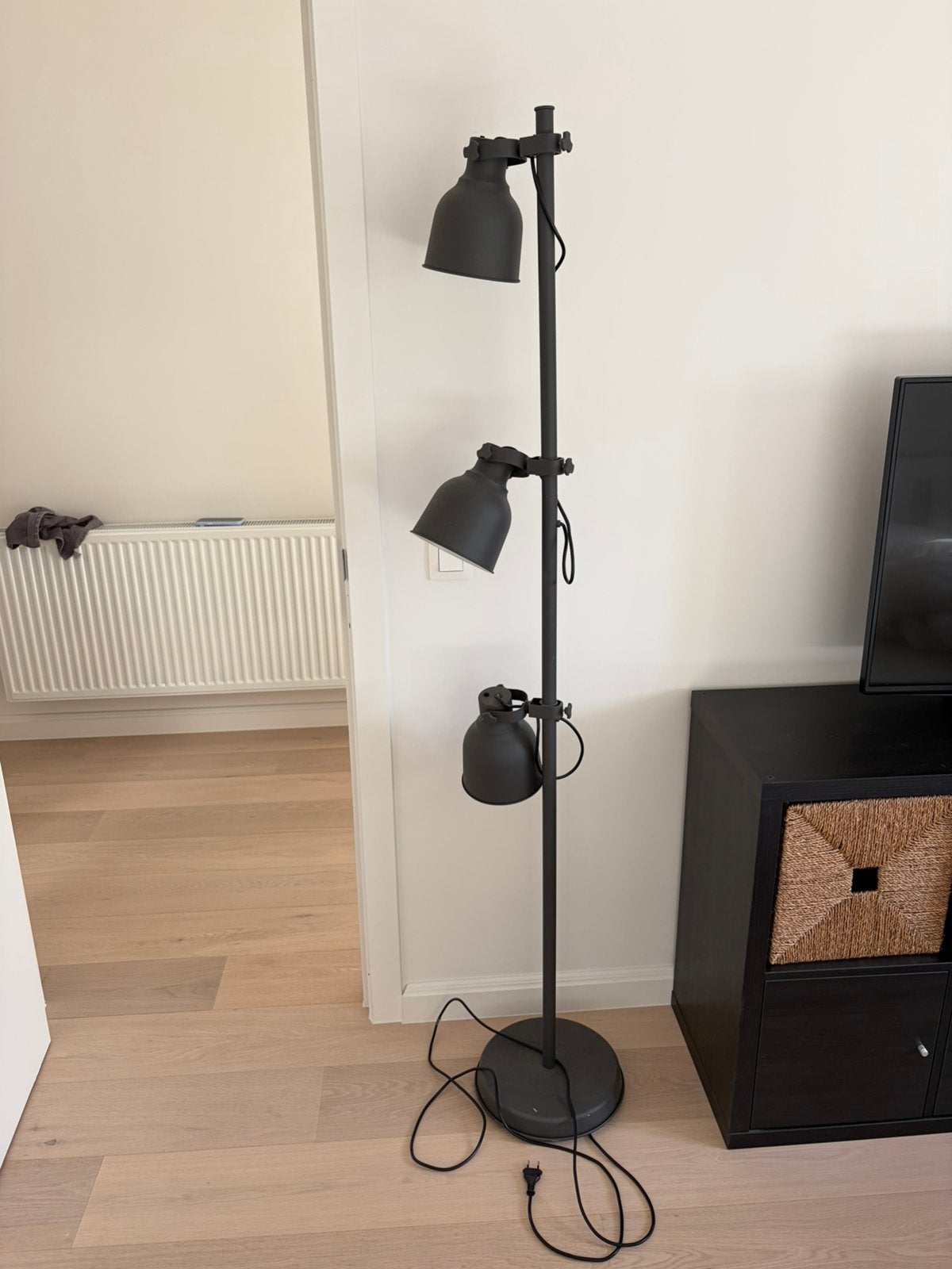 Ikea Hektar met 3 spots, Ophalen, Zo goed als nieuw