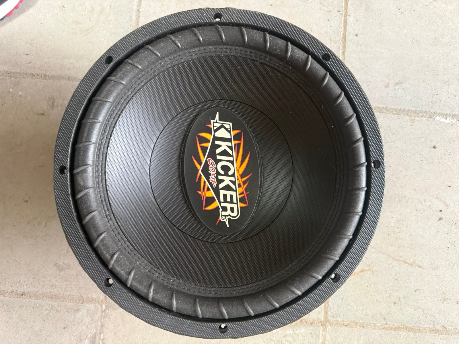 2 Kicker subwoofer in goede staat, Ophalen, Zo goed als nieuw