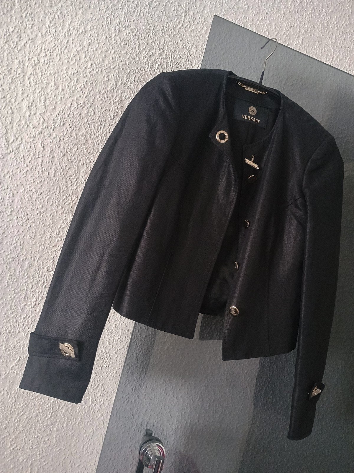VERSACE jasje zwart IT38, Kleding | Dames, Jassen | Zomer, Ophalen of Verzenden, Zwart