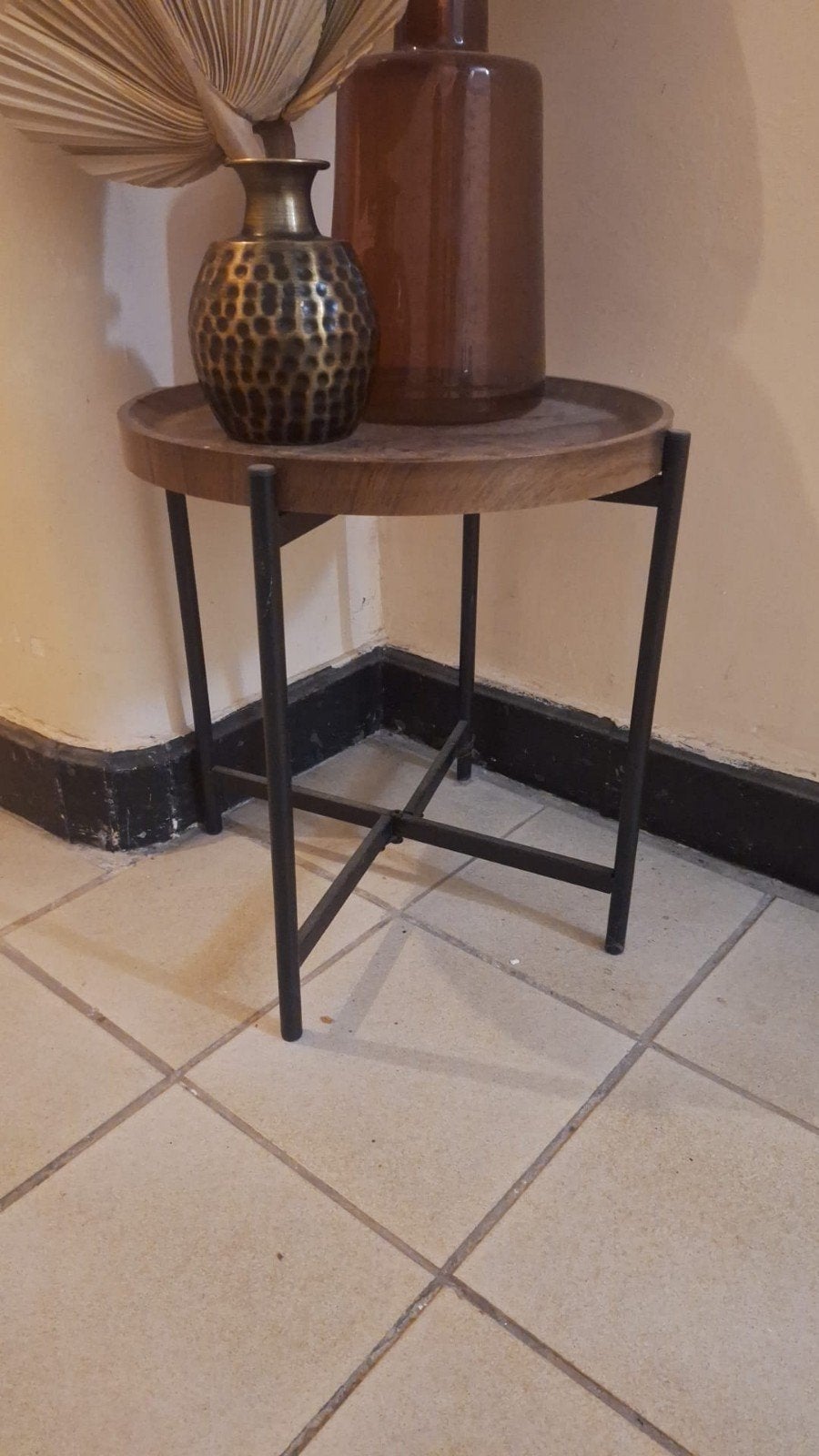 Petite table d'appoint en bois et métal, Maison & Meubles, Enlèvement, Métal