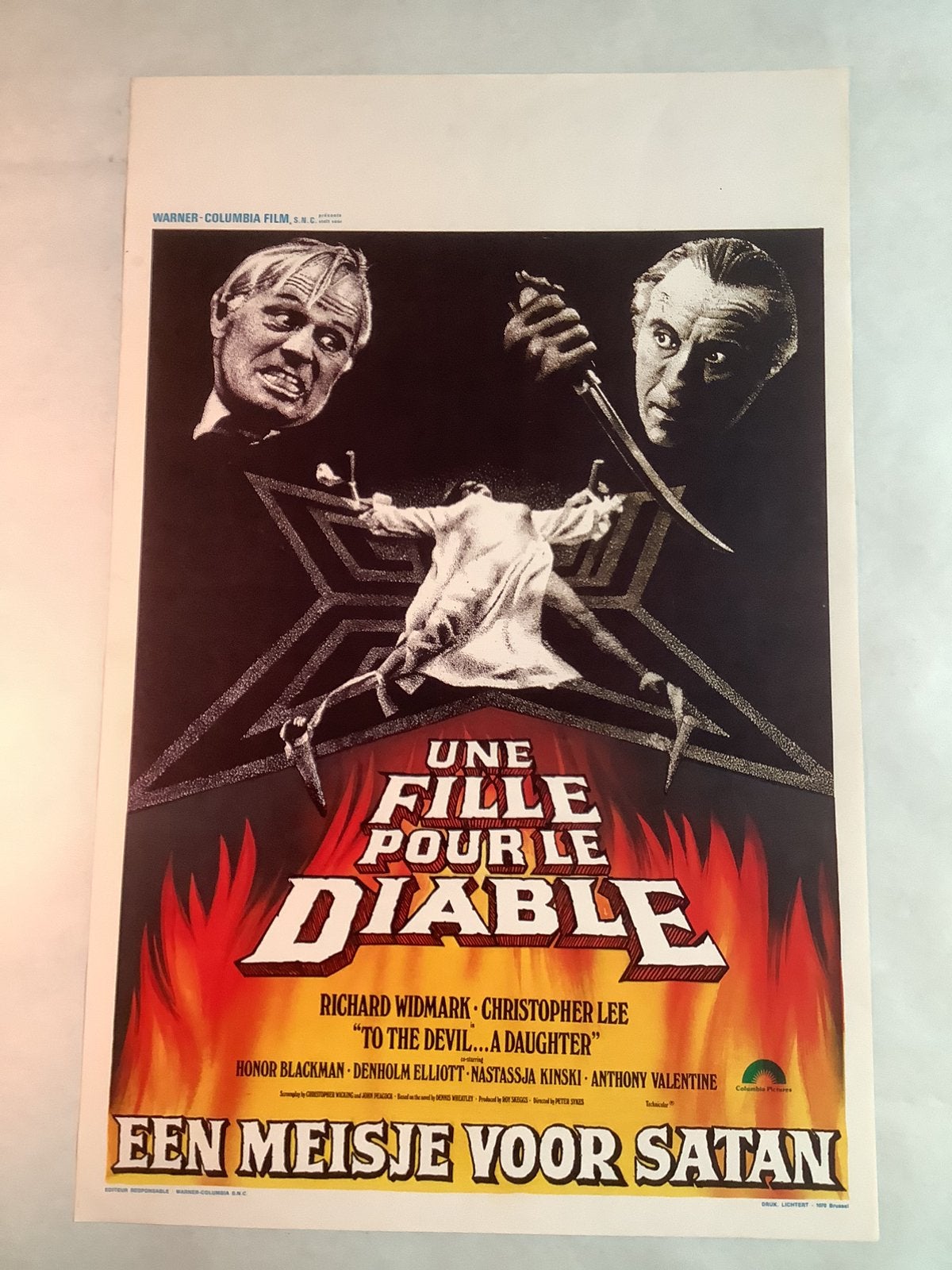 TO THE DEVIL  A DAUGHTER   Filmposter  36-54 cm, Verzamelen, Posters, Ophalen of Verzenden, Zo goed als nieuw