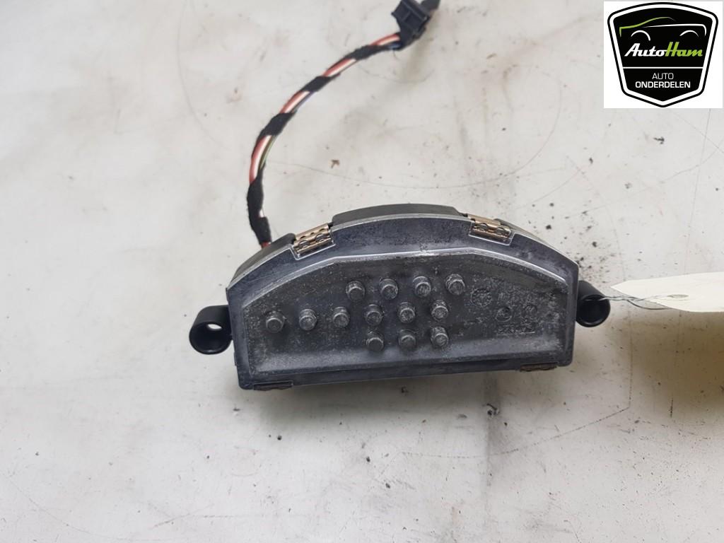 KACHELWEERSTAND Mercedes-Benz Vito (447.6) (01-2014/-), Auto-onderdelen, Gebruikt, Mercedes-Benz
