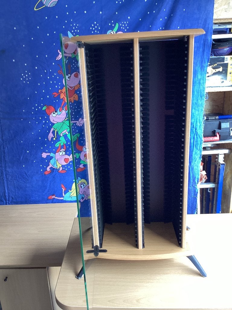 Cd kast, Ophalen, Gebruikt