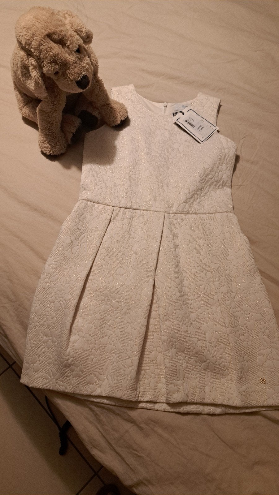 Robe Terre bleu, Enlèvement