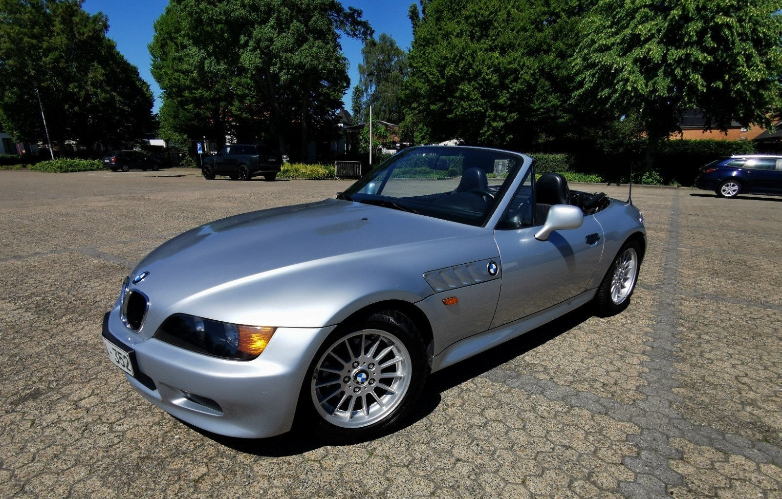 Te koop Bmw Z3 Arctissiber 1,8i 1998bj Garantie 157 100km, Autos, Argent ou Gris, Entreprise, Noir, 2 portes