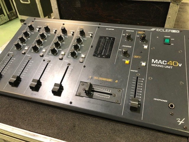 Ecler Mac 40v, Musique & Instruments, Tables de mixage, Utilisé, 5 à 10 canaux, Enlèvement