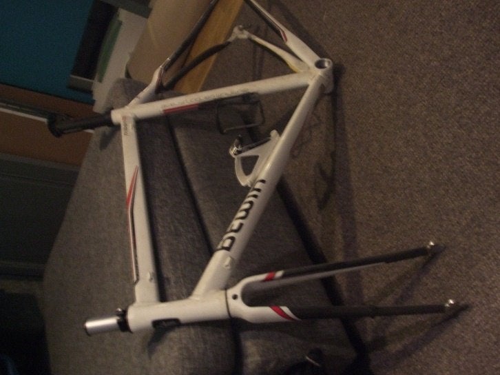 ALU BTWIN KOERSFRAME, Fietsen en Brommers, Ophalen of Verzenden, Zo goed als nieuw