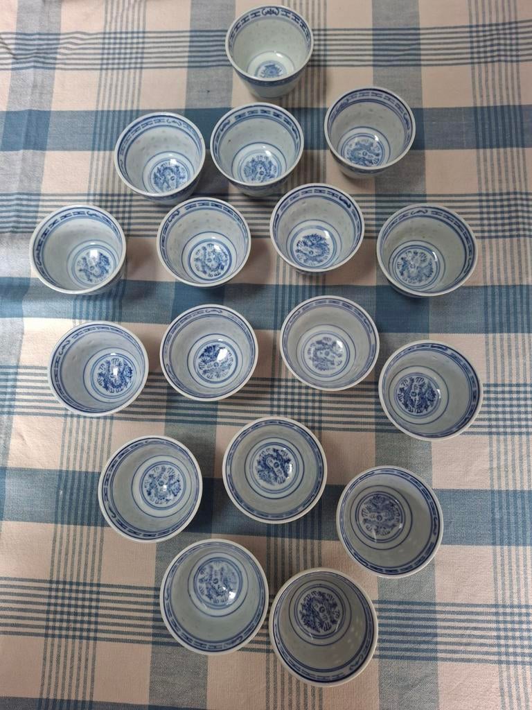 Bols chinois (petits) 17 pièces, Enlèvement ou Envoi