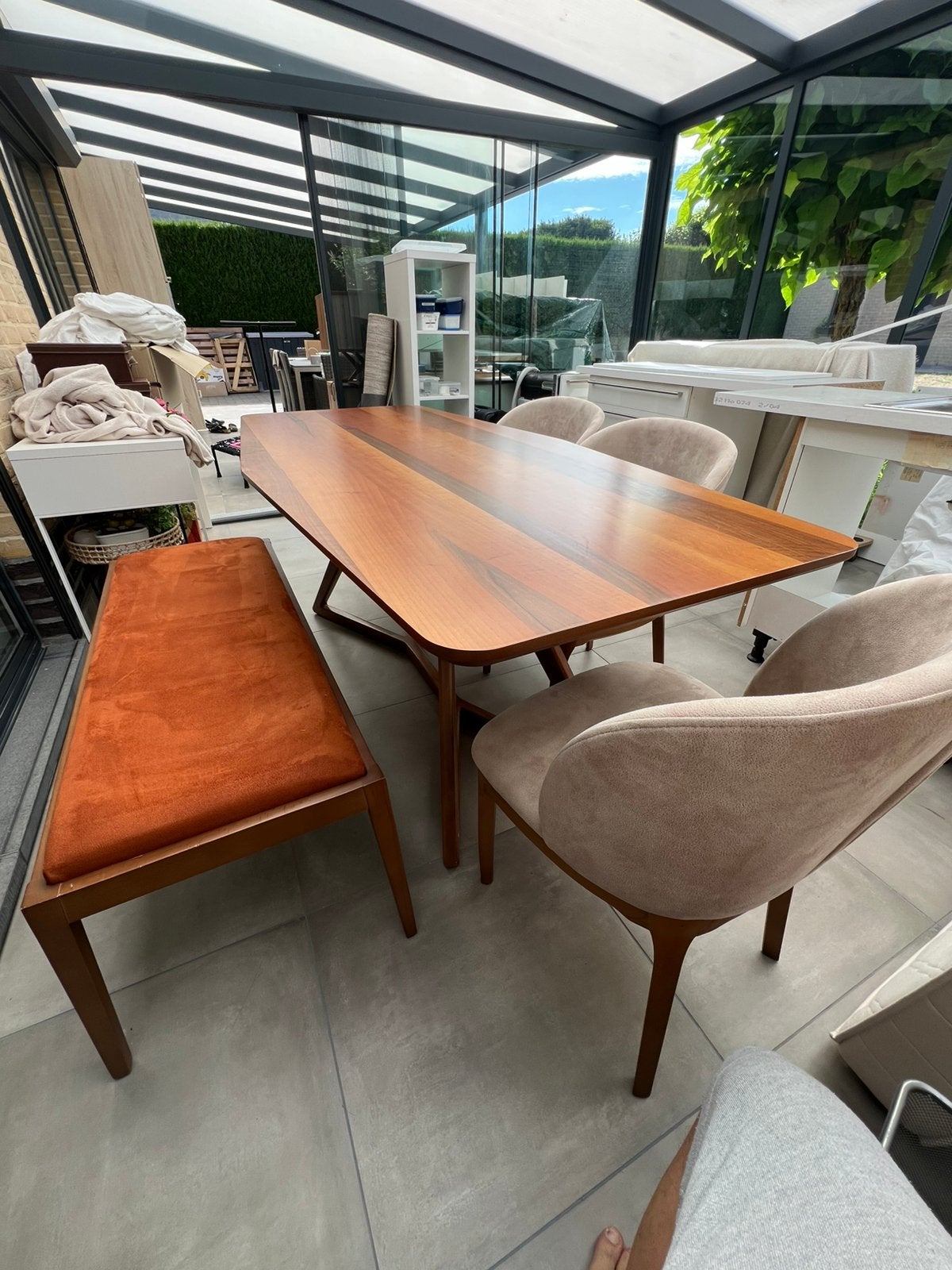 houten eettafel met 4 stoelen + zitbank, Enlèvement, Comme neuf