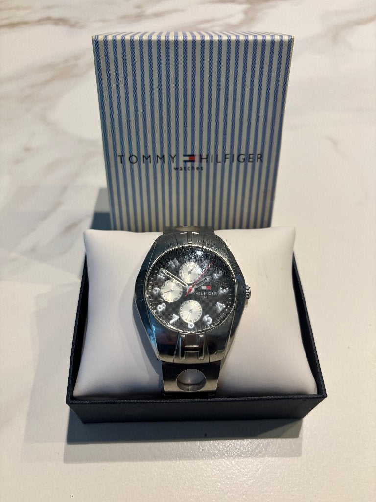 Horloge Tommy Hilfiger, Enlèvement, Utilisé, Montre-bracelet