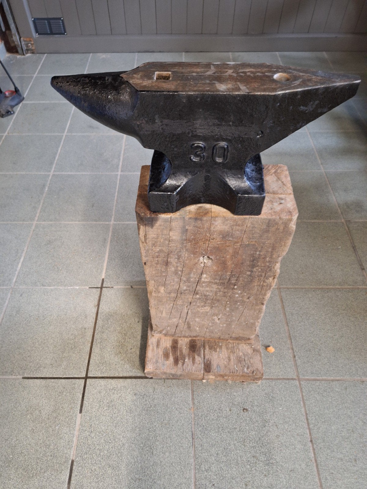 gietijzeren aambeeld 32 kg, Ophalen
