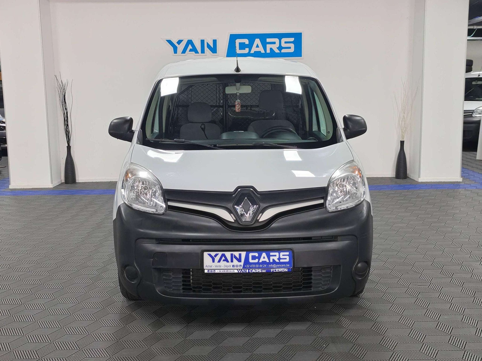 Renault Kangoo MAXI 1.5 dCi 95 • 34 000 KM • DISTRIBUTIO, Autos, Achat, Entreprise, 2 places, 1481 kg
