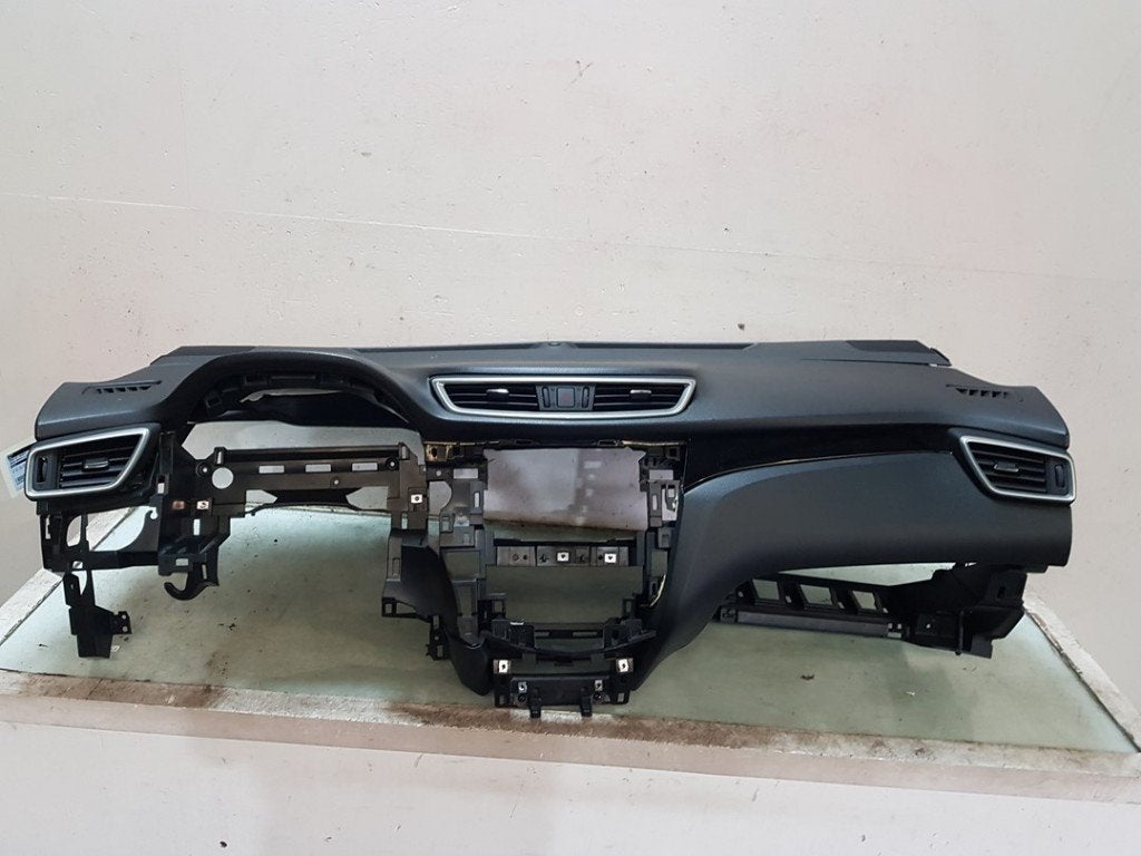 ENSEMBLE AIRBAG + TABLEAU DE BORD Nissan Qashqai (J11), Germany@nissan-services.eu, Kronenweg 38
50389  Wesseling, DE, Utilisé