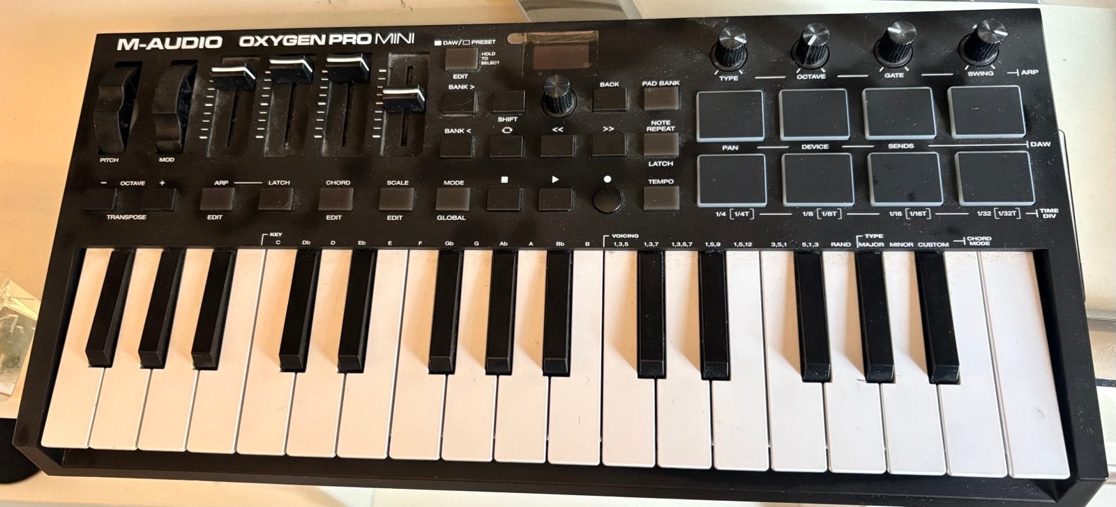 Clavier maitre MIDI, M-Audio Oxygen Pro Mini, Muziek en Instrumenten, Ophalen of Verzenden, Zo goed als nieuw