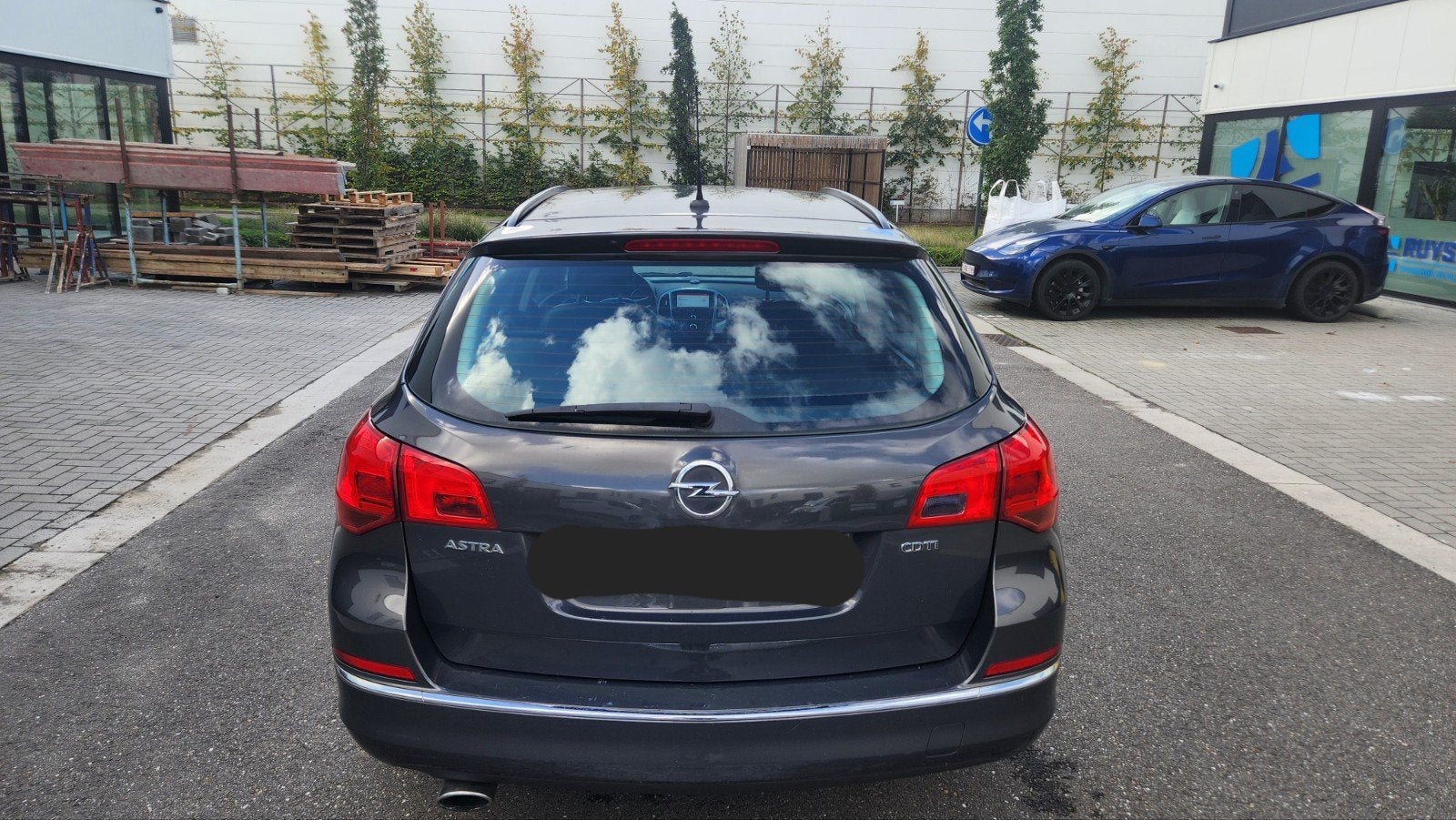 Automaat Benzine Opel Astra 2.0 cdt 163pk INVALIDE, Auto's, Euro 5, Zwart, Leder en Stof, 120 kW