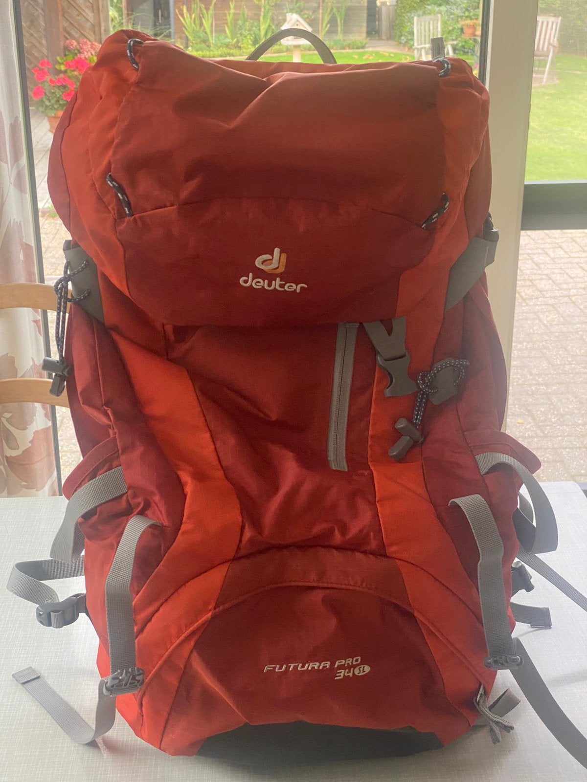 Trekking rugzak deuter 34 SL, Ophalen, Zo goed als nieuw, Rugzak