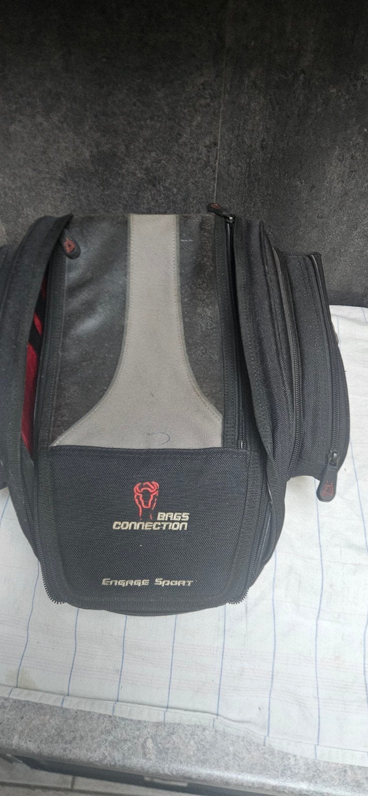 Sacoche de réservoir avec système Quicklock, Motos, Enlèvement ou Envoi, Utilisé