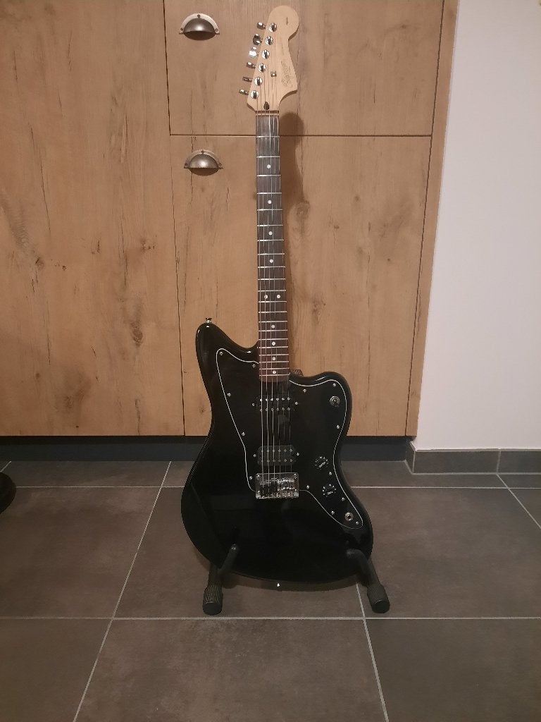 Squier affinity Jazzmaster, Musique & Instruments, Instruments à corde | Guitares | Électriques, Enlèvement, Utilisé, Solid body