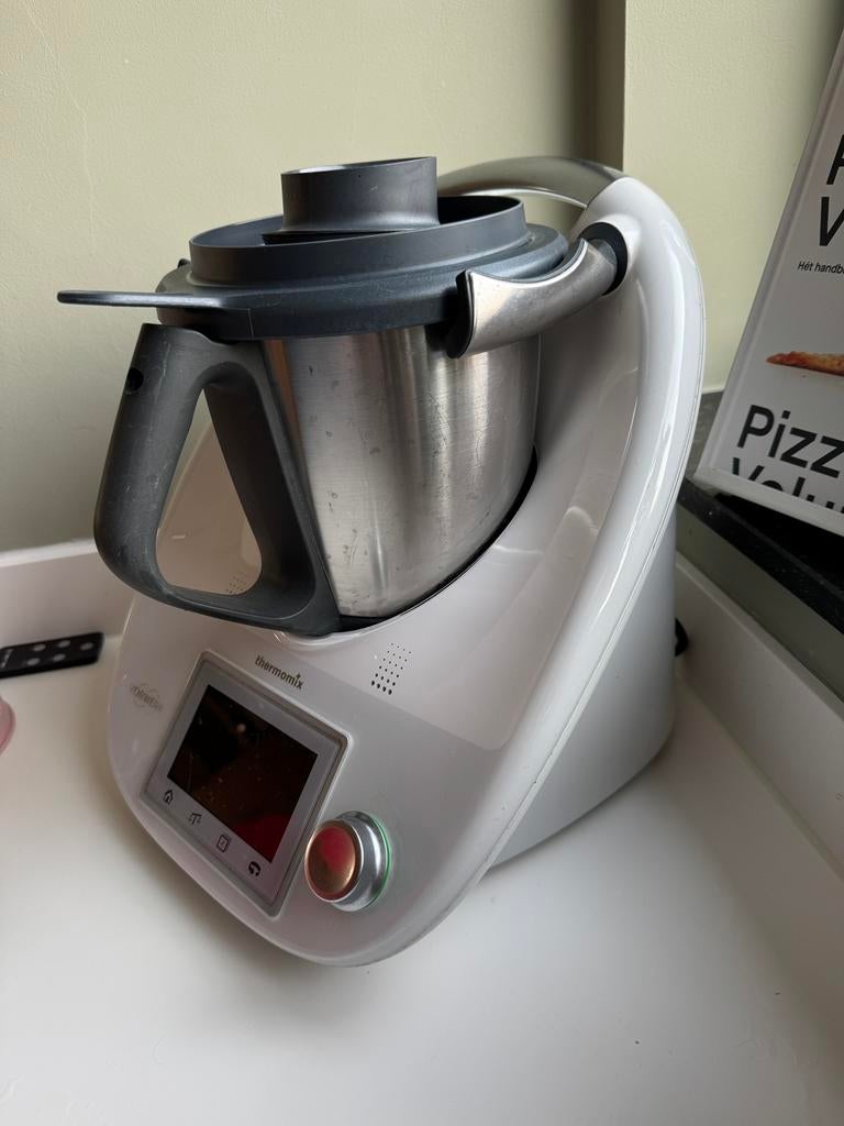 Thermomix TM5 keukenrobot met accessoires, Elektronische apparatuur, Ophalen of Verzenden, Zo goed als nieuw