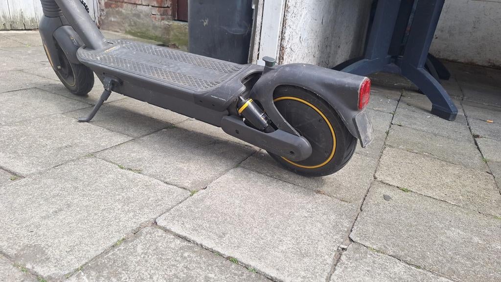 Ninebot G2 max onbegrensd, Fietsen en Brommers, Steps, Ophalen, Zo goed als nieuw, Elektrische step (E-scooter), Ninebot max g2