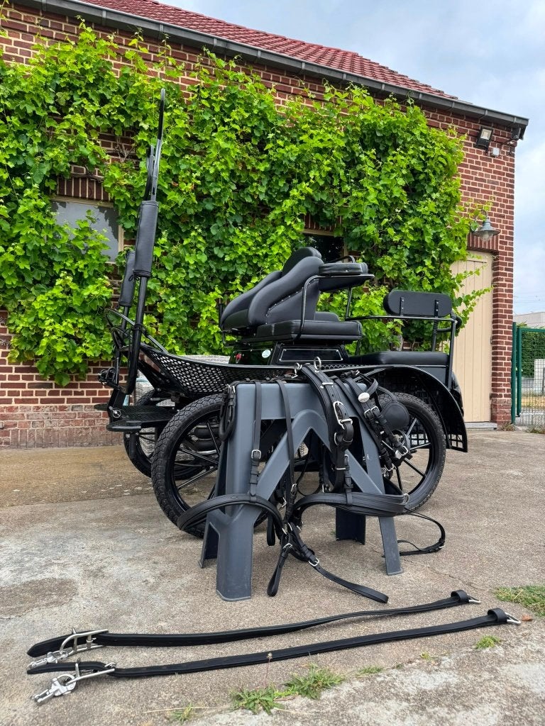 Recreatie Marathonwagen met Lederen Ideal tuig (nieuwstaat), Zo goed als nieuw, Marathonwagen, Pony, Gesloten