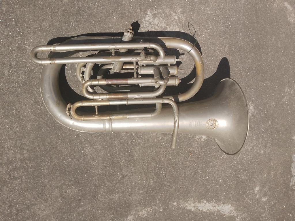 Tuba Belgisch leger koper, Ophalen