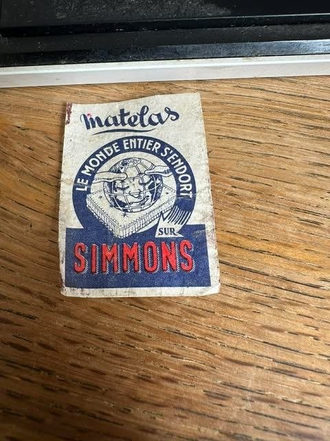 étiquette de boîte d'allumettes pour matelas Simmons, Collections, Boîtes ou marques d'allumettes, Enlèvement ou Envoi, Simmons
