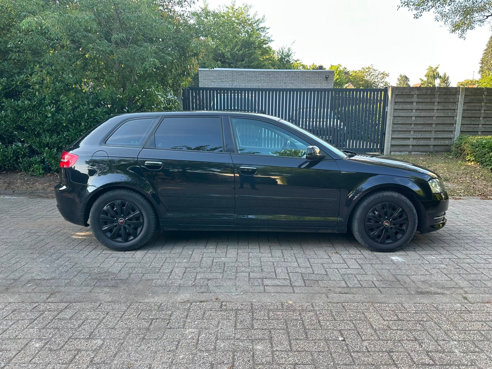 Audi A3-2011 5 portes - 16 diesel - Mooi - Wagon, Autos, Audi, Achat, Boîte manuelle, Noir, 5 portes