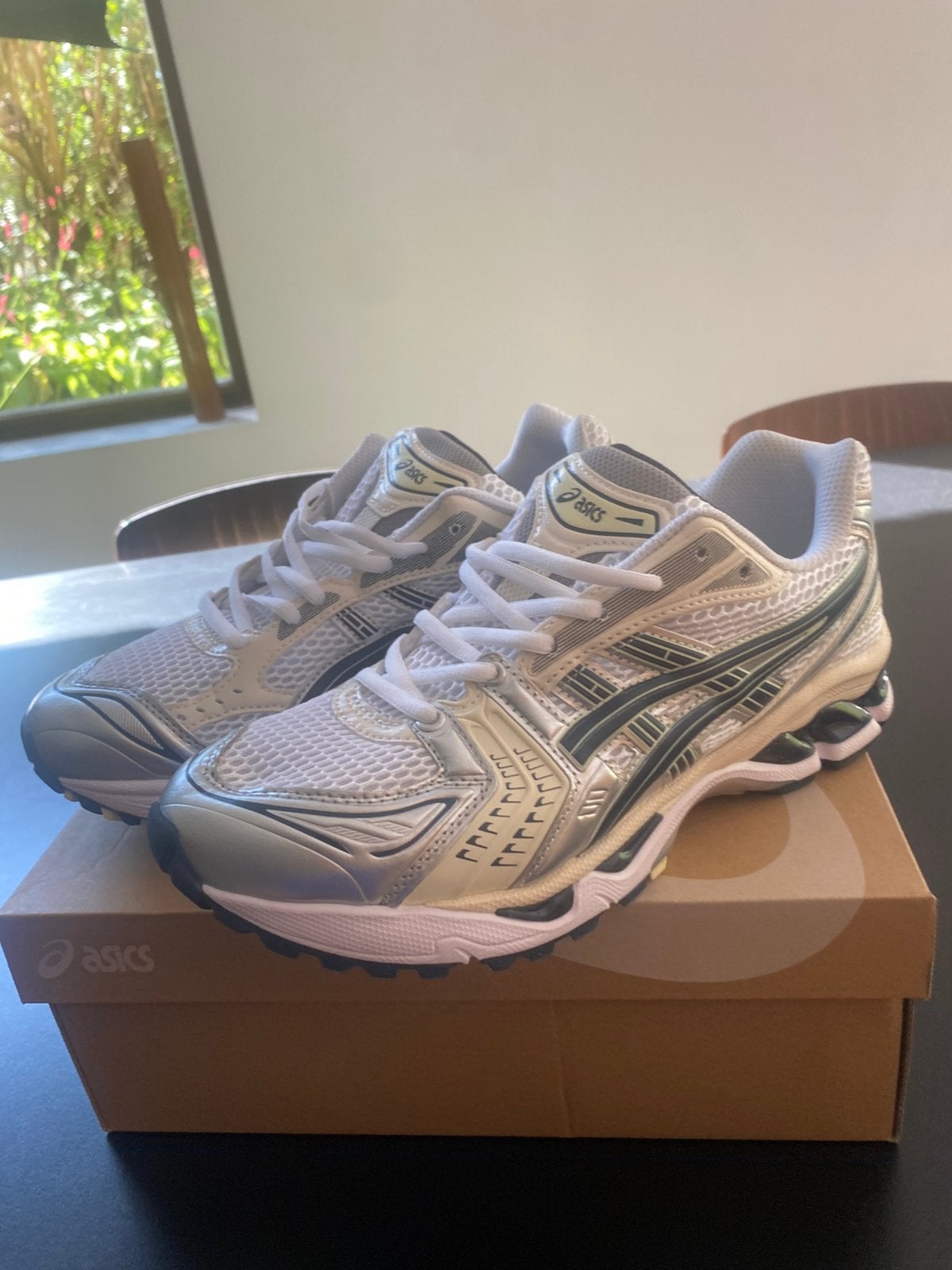 Asics gel kayano 14, Sport en Fitness, Volleybal, Ophalen, Nieuw